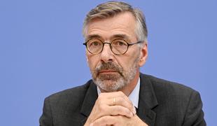 Resno svarilo: Evropa se mora biti sposobna ubraniti vojaškega napada ZDA
