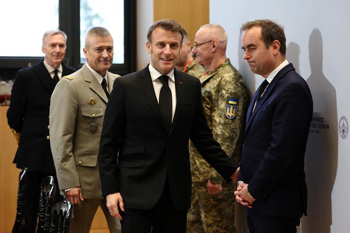 Francoski predsednik Emmanuel Macron je danes na pogovore v Pariz povabil načelnike generalštabov 34 držav, od katerih je večina članic EU oz. Nata. Srečanja so se udeležili tudi predstavniki Nata in EU ter odposlanec Ukrajine. | Foto: Reuters