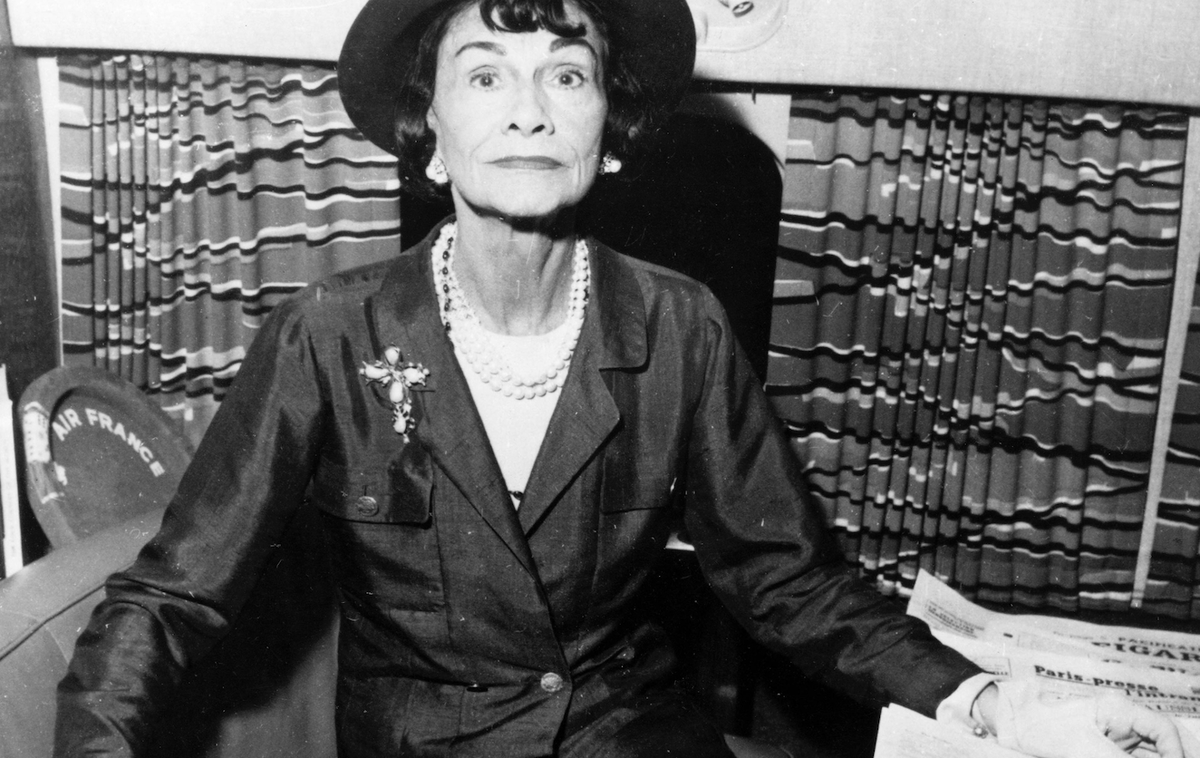 To so pravila elegance, za katerimi je stala Coco Chanel - siol.net