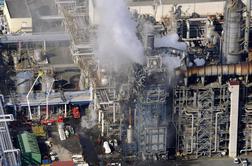 Eksplozija v japonski kemični tovarni (video)