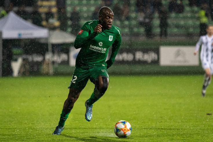 Jucie Lupeta Jucie Lupeta bo kmalu nazaj. | Foto: Blaž Weindorfer/Sportida