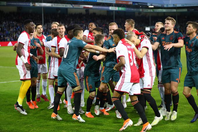 Ajax je v domovini tulipanov osvojil dvojno krono. | Foto: Getty Images