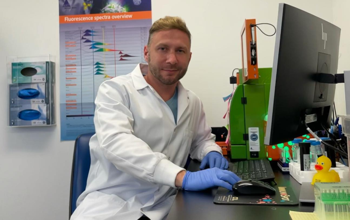 Serhat Gumrukcu | Serhat Gumrukcu je med sojenjem zaradi naročenega umora med drugim priznal, da je doktorat iz medicine v resnici kupil na eni od univerz v Rusiji. | Foto Instagram / Serhat Gumrukcu