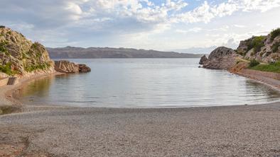 Na Hrvaškem odprli prvo plažo za motoriste