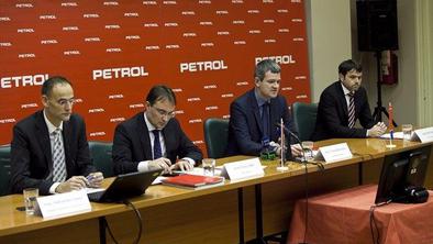 Petrol letos rekordno kljub manjšemu povpraševanju