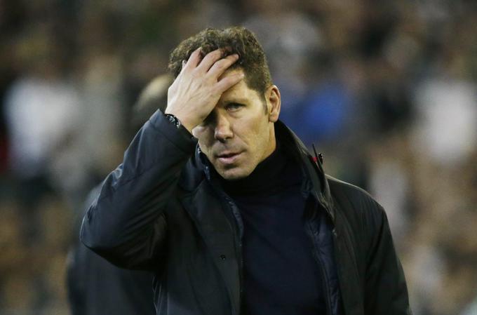 Diego Simeone se je pred prvim polfinalnim srečanjem z Realom znašel v dodatnih težavah. | Foto: Reuters