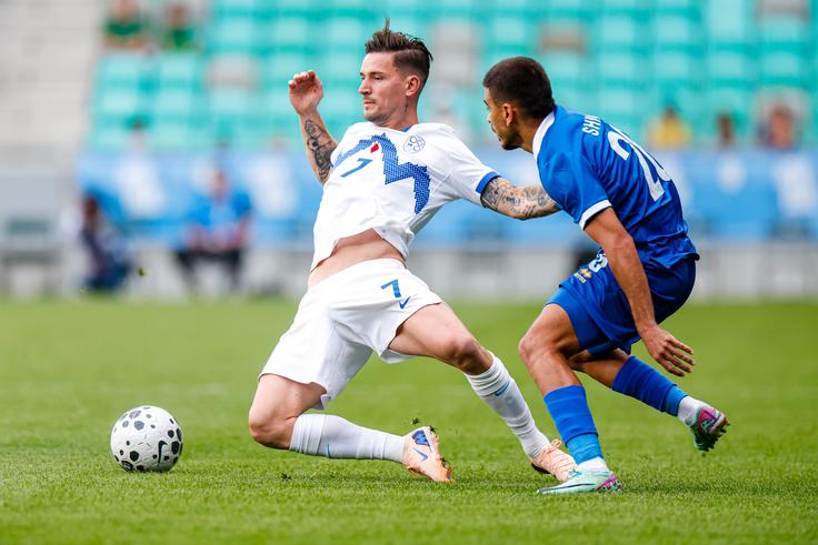 Benjamin Verbič je bil v prvem polčasu najbolj dejaven nogometaš v slovenskih vrstah. | Foto: Aleš Fevžer