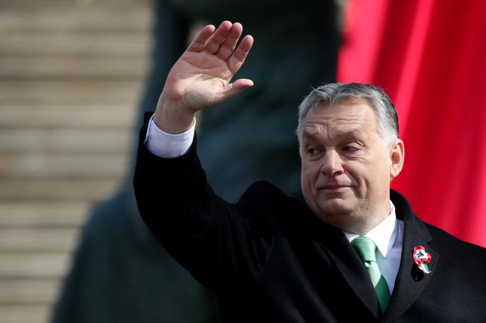 Viktor Orban | Kritiki medtem menijo, da želi s tem Orban utišati kritične znanstvenike. "Zakonodaja dejansko omogoča popoln vladni in politični nadzor nad raziskovalno mrežo," so nedavno posvarili na akademiji. | Foto Reuters