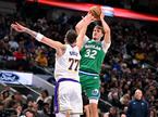 Luka Dončić, Cooper Flagg, Dallas Mavericks : Los Angeles Lakers