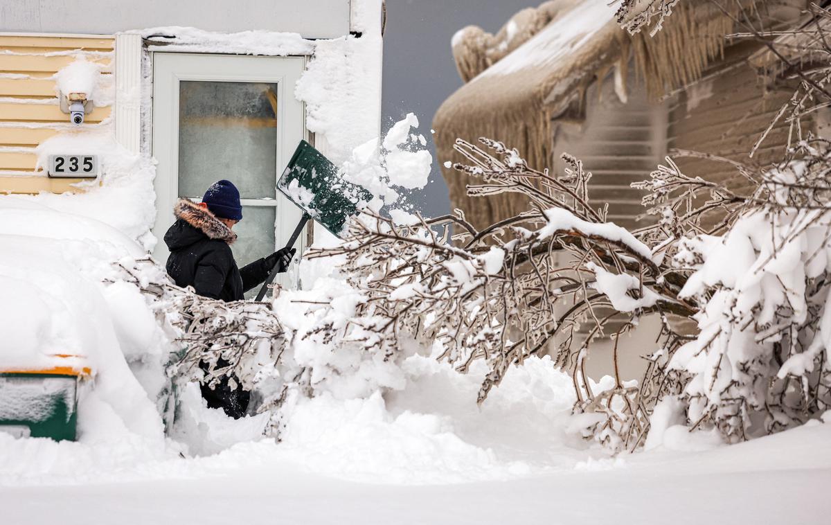 ZDA sneg | O težavah zaradi močnega sneženja in nizkih temperatur medtem poročajo tudi iz Kanade. | Foto Reuters