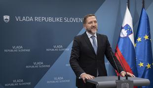 Boštjančič ne izključuje možnosti umika predloga uvedbe obvezne božičnice