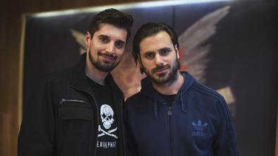 Član 2Cellos napovedal premor. Je to konec slavnega dvojca?