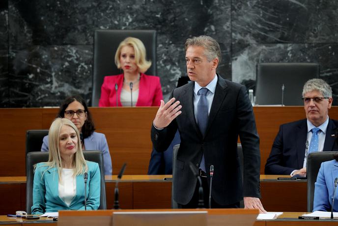 "Ne želim živeti v državi, v kateri nekateri bogati lastniki izsiljujejo višje cene, da bi imeli daljšo jahto"