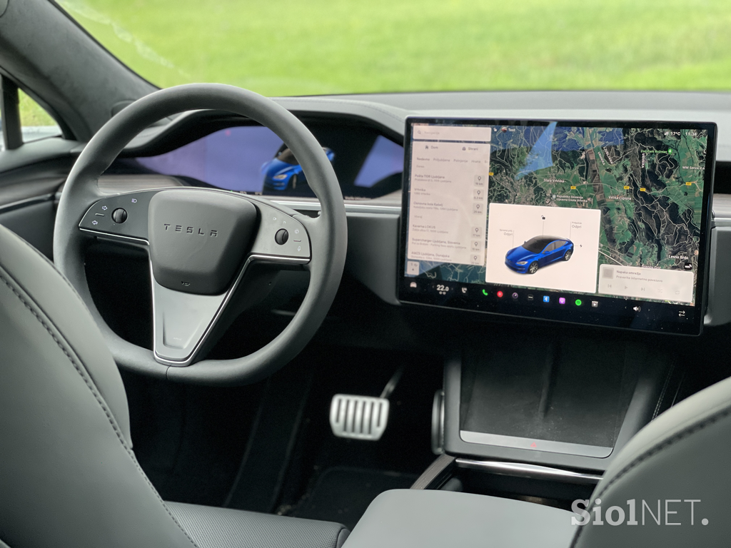Tesla model S