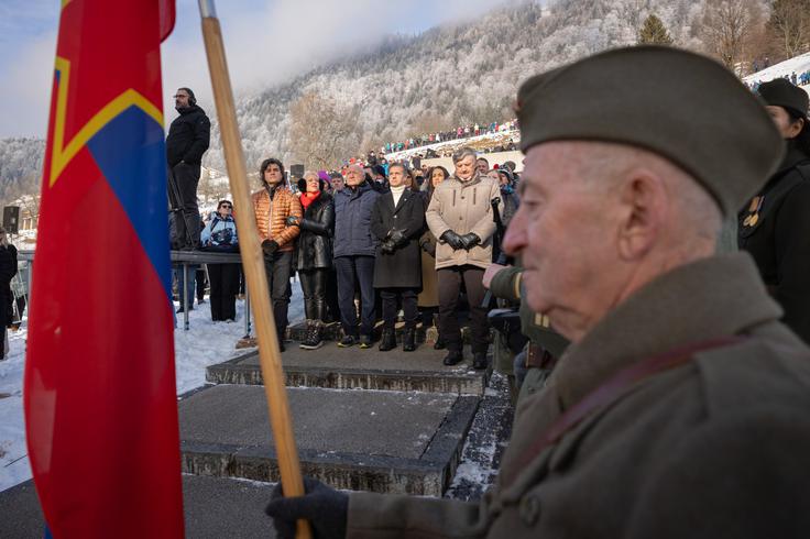 Osrednja slovesnost Po stezah partizanske Jelovice ob 84. obletnici dražgoške bitke. | Foto: STA
