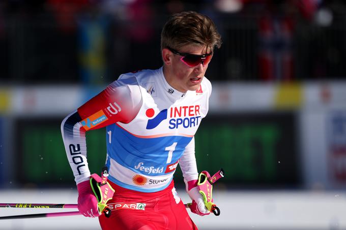Med tekači je bil skupno, tako kot v prejšnji zimi, najboljši Norvežan Johannes Hoesflot Klaebo. | Foto: Reuters