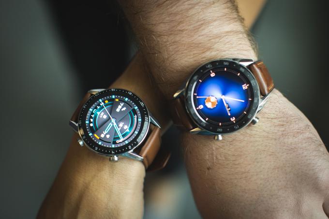 Najnovejša ura Huawei Watch GT 2 (levo) in predhodnica, lanska pametna ura Huawei Watch GT | Foto: Bojan Puhek