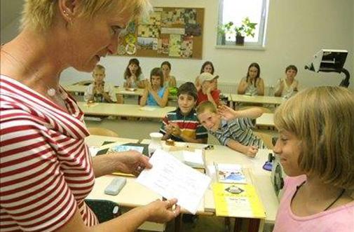 Sviz predlaga Zveru dogovor o tožbah učiteljev