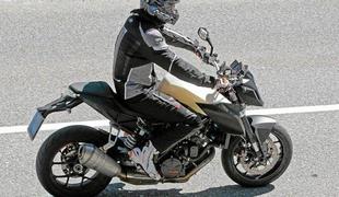 Superduke bo po vzoru adventureja zrasel na 1.190 kubičnih centimetrov