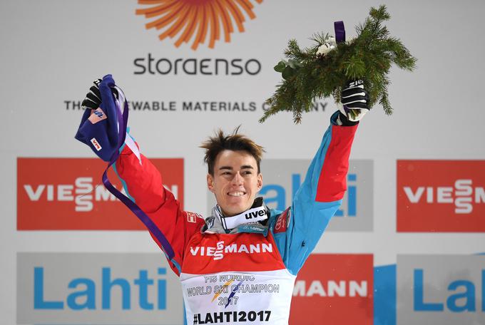 Bo Kraft v soboto na ekipni tekmi zbirko iz Lahtija obogatil s četrto medaljo? Zdaj je pri dveh zlatih posamičnih in srebrni na tekmi mešanih ekip. | Foto: Getty Images