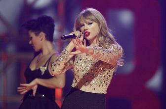 Taylor Swift kar z dvema