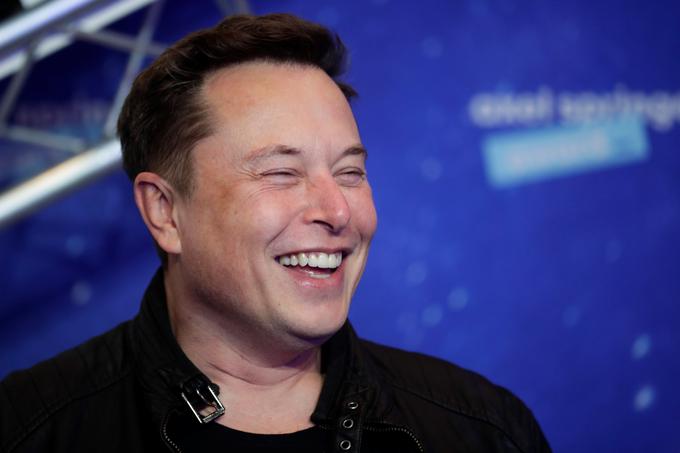 Elon Musk je Teslo po vrednosti potisnil v družbo podjetij, kot so Apple, Alphabet (Google), Amazon in Microsoft. | Foto: Reuters