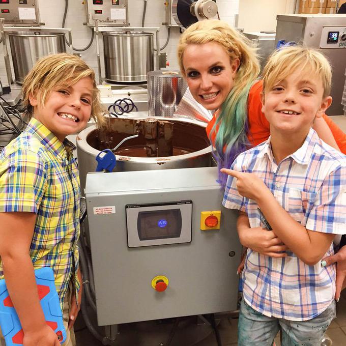 Britney Spears s sinovoma leta 2015 | Foto: Profimedia