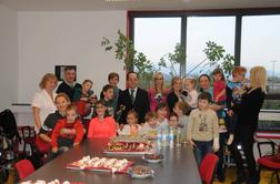 Ameriški žarek upanja se je srečal s svojimi mladimi slovenskimi pacienti (foto)