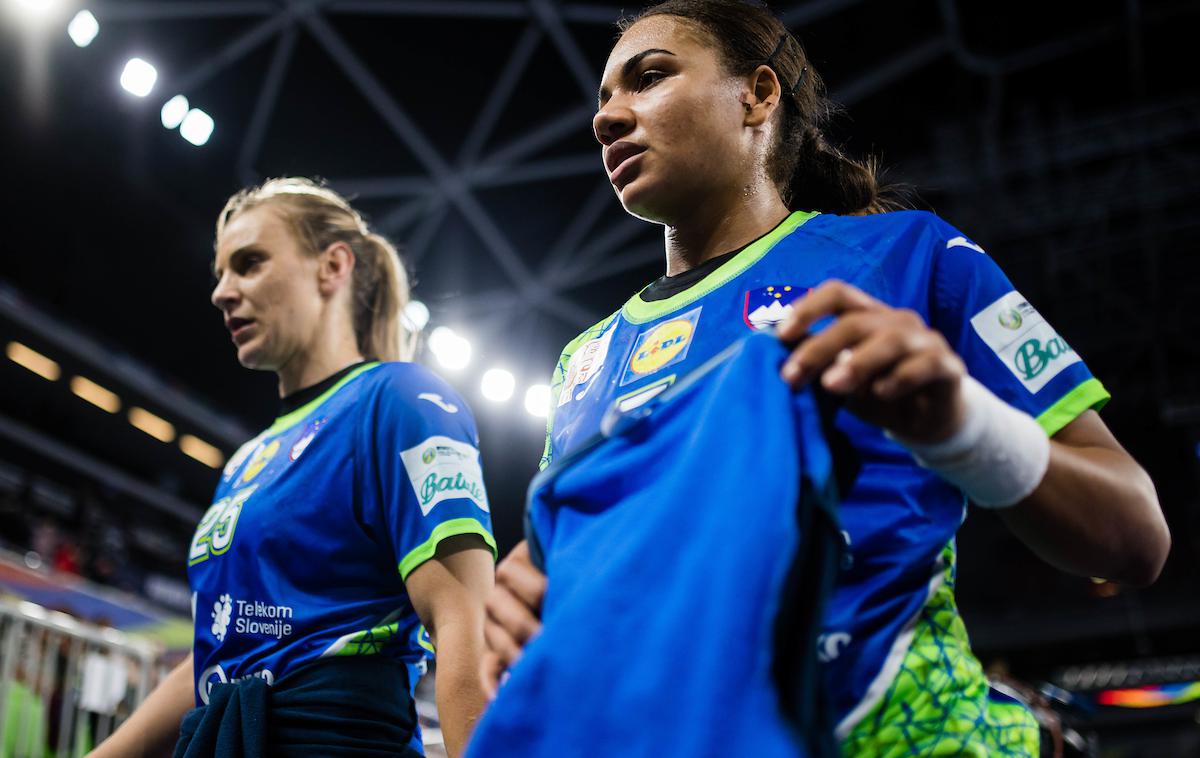 EHF Euro2022: Slovenija - Madžarska, slovenska ženska rokometna reprezentanca Elizabeth Omoregie | Elizabeth Omoregie bo prihodnji teden izpustila priprave. | Foto Grega Valančič/Sportida