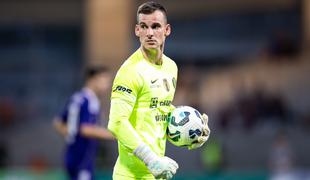 Vratar NK Celje Simon Sluga bo odsoten več mesecev
