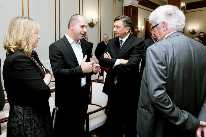 Jože Damijan, Borut Pahor | V zadnjih dneh v političnem zakulisju kot mogočega kandidata za guvernerja Banke Slovenije omenjajo Jožeta Damijana (na fotografiji drugi z leve).  | Foto STA
