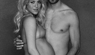 Seksi Shakira in Pique pozirala v dobrodelne namene