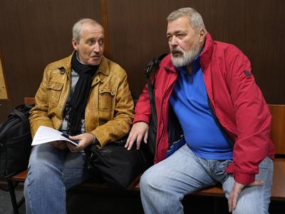 Zaradi pritiskov oblasti ukinjajo ruski neodvisni časopis Nova Gazeta: "Ubili so jo"