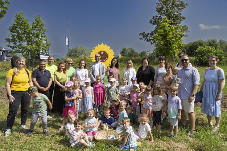 Sejemo sončno prihodnost | Foto: Slovenske železnice