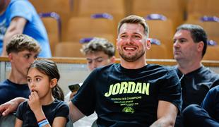 Saša Dončić po velikem uspehu padel v objem sina in hčerke