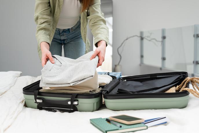 Genialen trik za pakiranje: tako s seboj ne boste vzeli preveč stvari