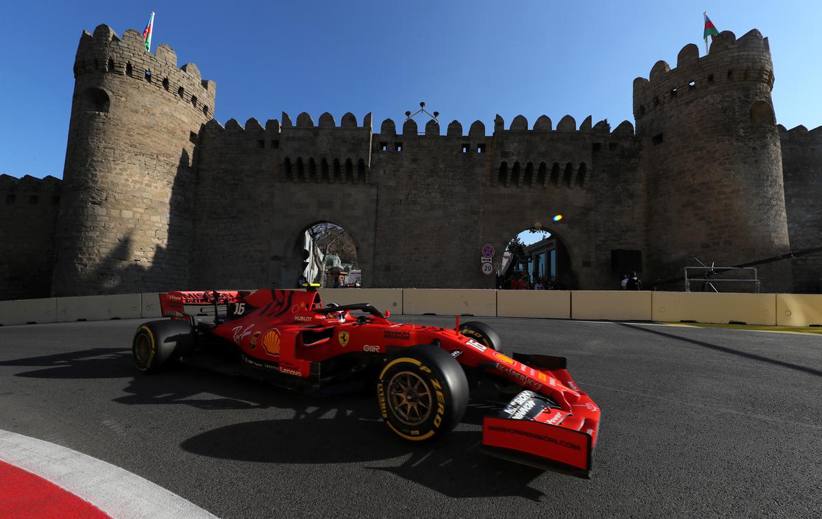 Charles Leclerc Baku | Charles Leclerc je bil najhitrejši na drugem prostem treningu v Bakuju. | Foto Reuters