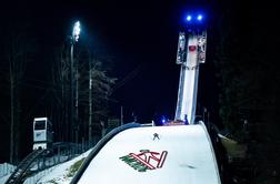 Smrt na skakalnici v Oberstdorfu, tekmovanje takoj prekinili