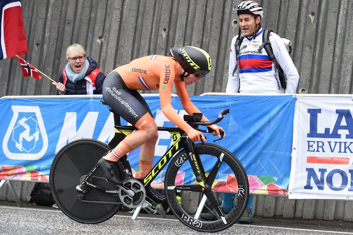 Annemiek van Vleuten | Annemiek van Vleuten je ubranila naslov svetovne prvakinje. | Foto Reuters