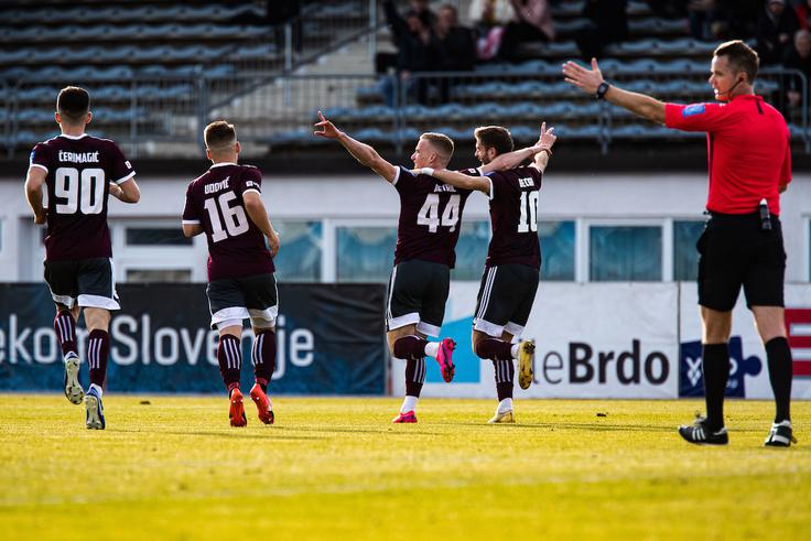 Berat Beciri se je vpisal med strelce že na prvi tekmi za Triglav. | Foto: Grega Valančič / Sportida