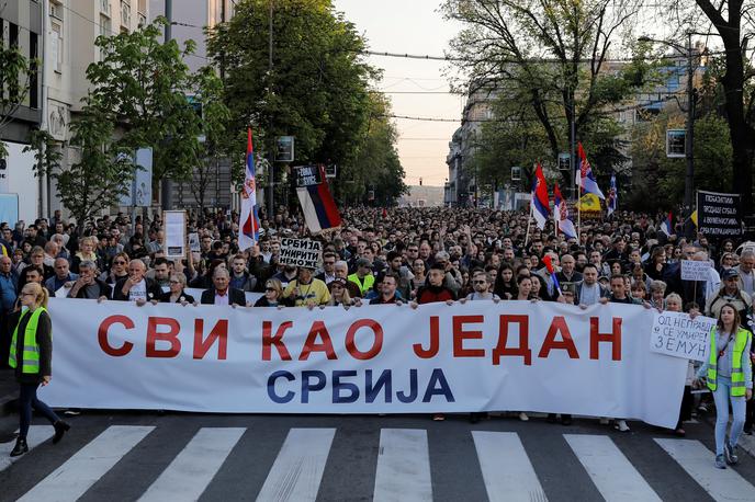 Protesti v Beogradu | Središče Beograda so v soboto spet preplavili protivladni protestniki. | Foto Reuters