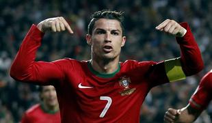 Ronaldo drvi, a Messijevega vlaka ne bo ujel