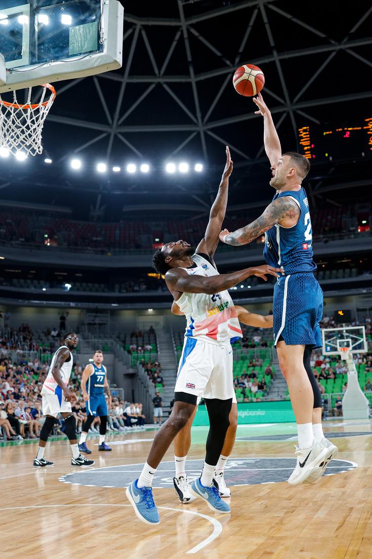 Alen Omić je pokazal svojo pravo energijo. | Foto: Aleš Fevžer
