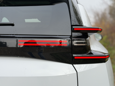 Odličen za družine, toda ozka motorna izbira in precej doplačljive opreme #foto