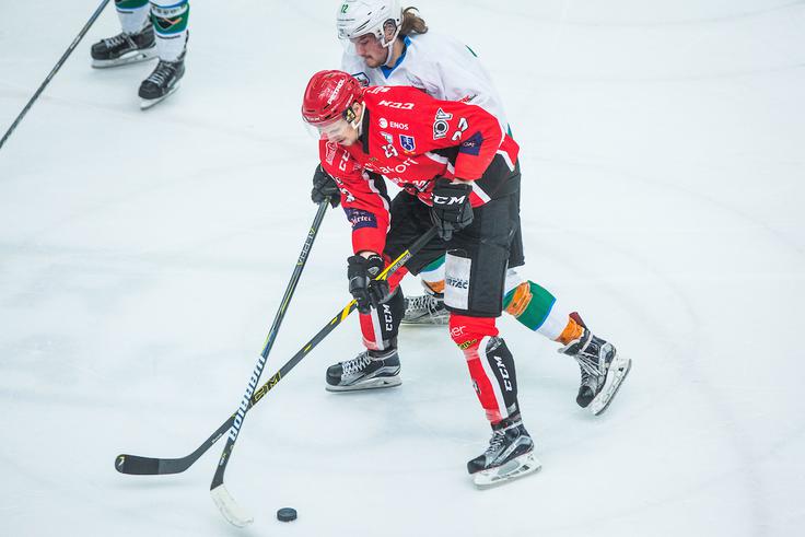 Jeseničani so bili v zadnji tretjini blizu preobrata. | Foto: Žiga Zupan/Sportida