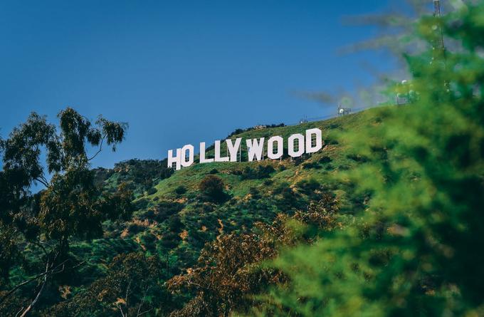 Beseda Hollywood je zapisana s 13 metrov visokimi belimi črkami. | Foto: Pexels