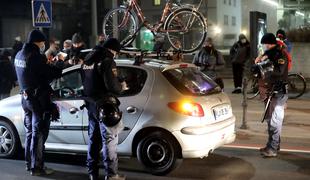 Policija zavrača diskreditacije glede petkovih "avtomobilskih" protestov