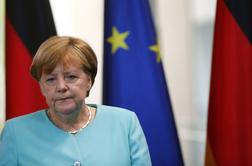 Angela Merkel uvaja obvezno služenje vojaškega roka?