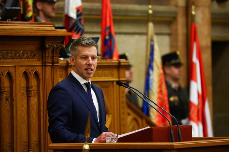 Cilj nove vlade je po besedah Magyarja gradnja delujoče in humane Madžarske. | Foto: Reuters