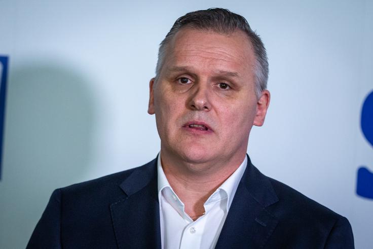 "Boj za podnebne ukrepe se danes ne konča – danes je opomin, da moramo narediti več in hitreje," je dejal minister Bojan Kumer. | Foto: Gaja Hanuna